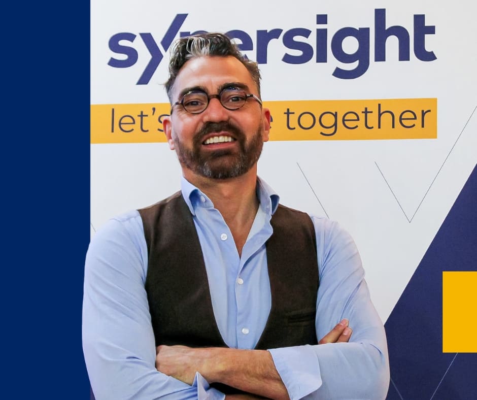 Tony Martinez Empresario Del Año Industria Synersight